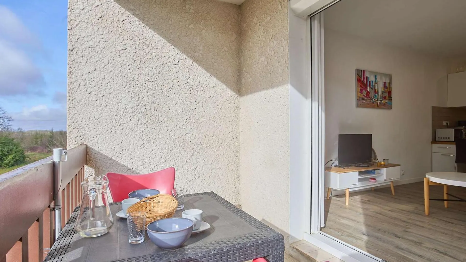 Spacieux T2 Renove, Vue Nature, Balcon Sud, Wifi, Parking A Barbotan - Fr-1-841-54 0*, Barbotan-les-Thermes Frankrijk